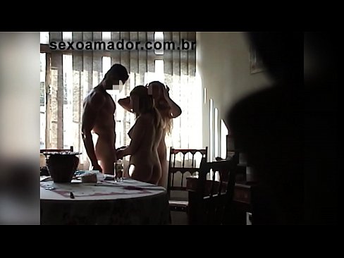 ❤️ Prietenii sexuali invită un bărbat uriaș și o partidă în trei cu el at porn ro.yinshuabang.top ☑